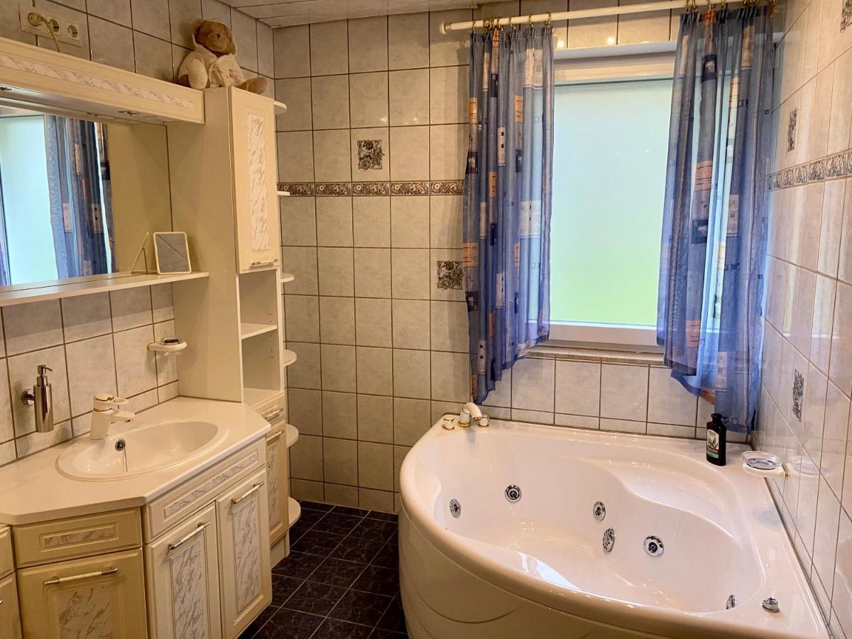 Ferienwohnung Zur Bierliebe - Mit Toller Aussicht Im Herzen Des Schwarzwaldes Hornberg Buitenkant foto